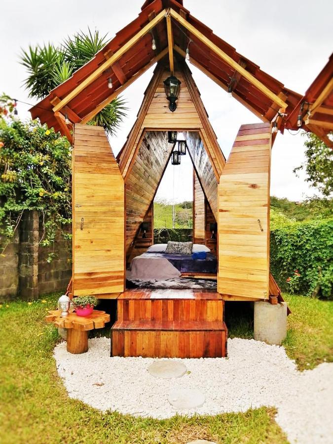 Airport Traveler'S Home Alajuela Exteriör bild