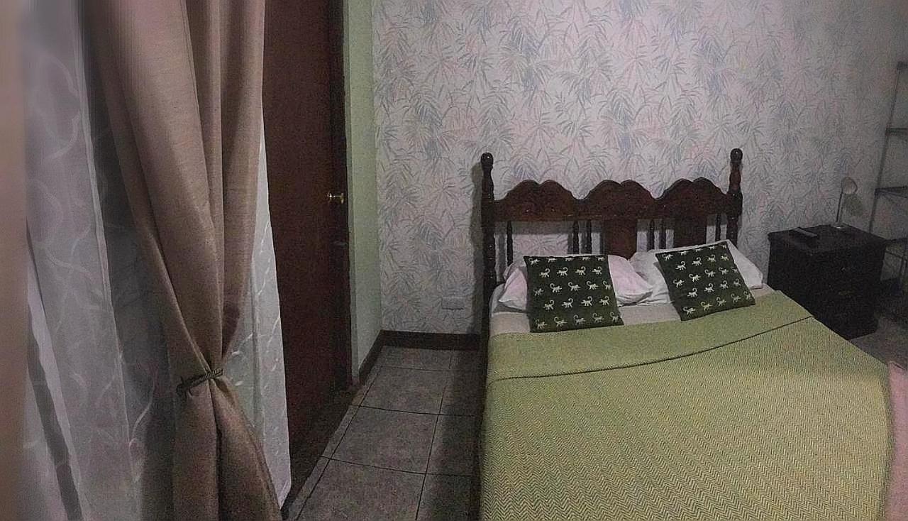 Airport Traveler'S Home Alajuela Exteriör bild